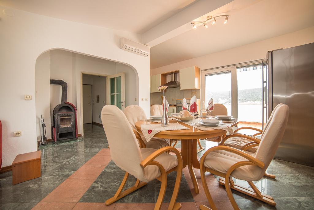 Albatros Appartement *